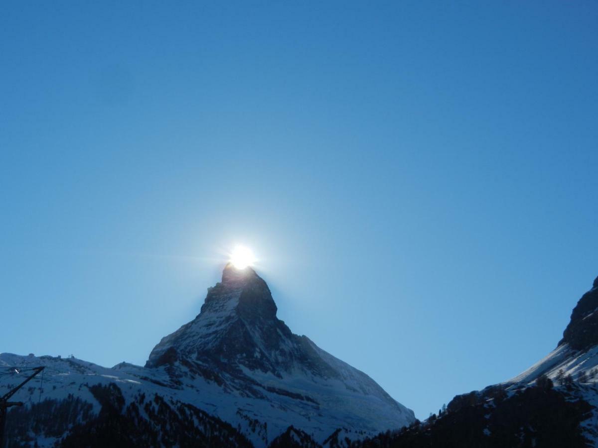 Artist Apartments & Hotel Garni Zermatt Ngoại thất bức ảnh